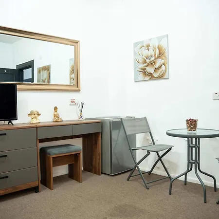 Apartment 4br Sliema With Stunning Sea Views Tas-Sienja