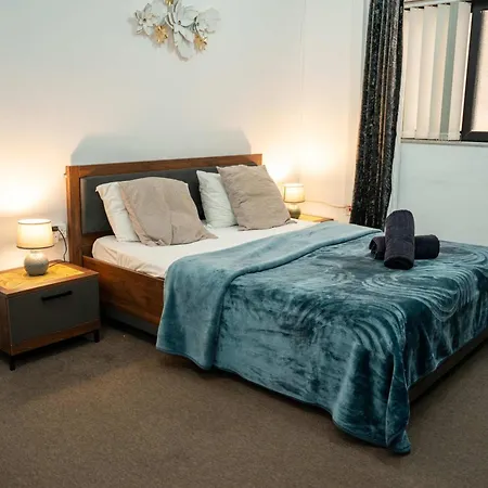 Apartment 4br Sliema With Stunning Sea Views *