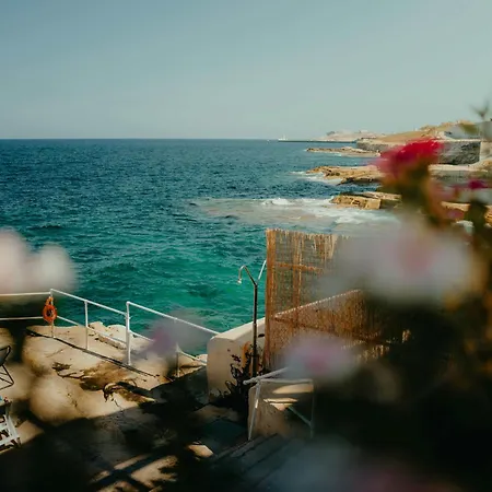 4br Sliema With Stunning Sea Views Tas-Sienja